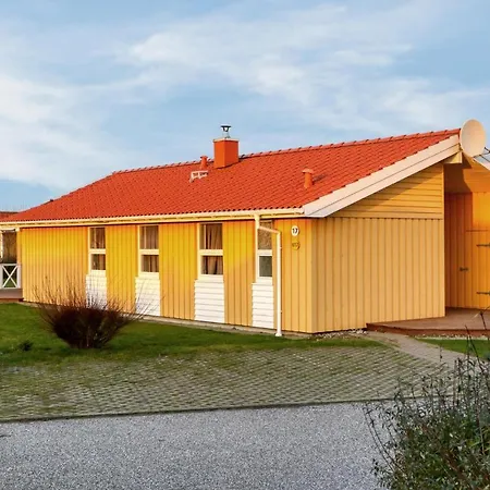 Holiday home Friedrichskoog-strandpark 17 *