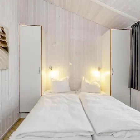 Holiday home Friedrichskoog-strandpark 17